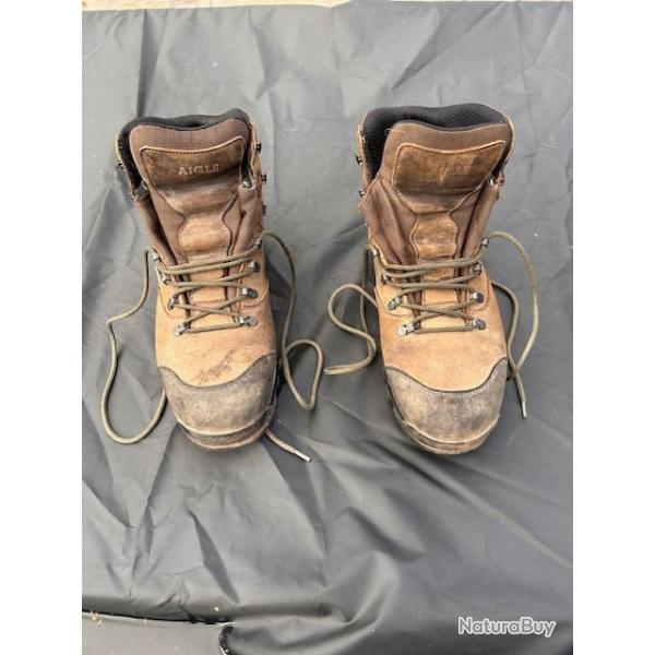 CHAUSSURES DE CHASSE ET DE RANDONNEE AIGLE FLESHSIDE MTD POINTURE 48