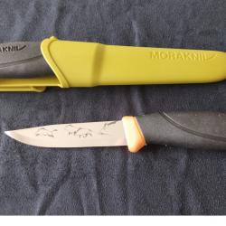 Couteau Morakniv Companion personnalisé Sanglier - gravure laser artisanale - Cadeau chasseur