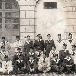 CPA - Carte Photo Militaire Groupe Soldats N&deg;4253