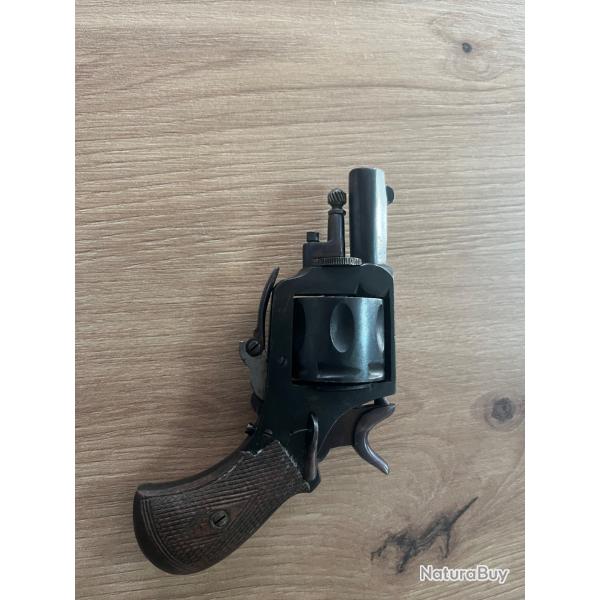 Revolver buldog tat exceptionnel