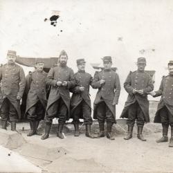 CPA - Carte Photo Militaire Groupe Soldats N&deg;4258