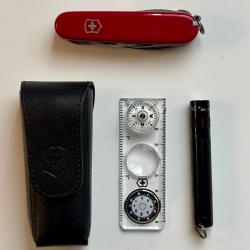 Victorinox Traveller set : couteau Huntsman + accessoires - neuf