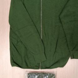 Ensemble sous v&ecirc;tements techniques veste + pantalon type ullfrott&eacute;. Neuf jamais port&eacute;.