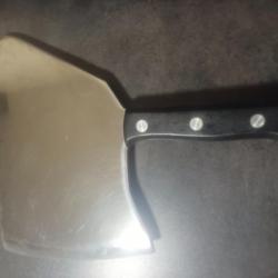 Couperet " parisien "  1 kilos 650  Bargoin l' enclume lame forgée manche 3 rivets