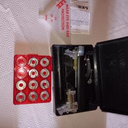 Amorceur &agrave; main lee avec les shel holder