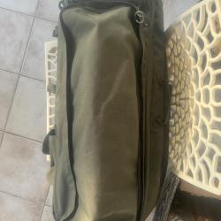 Vend arbalète escalibur comme neuve.  Tire 2 fois + 10 flèches de chasse