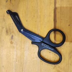 Ciseaux tactiques couleur noir