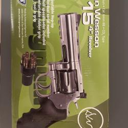 Dan Wesson 715 4" Revolver Cal. 6mm