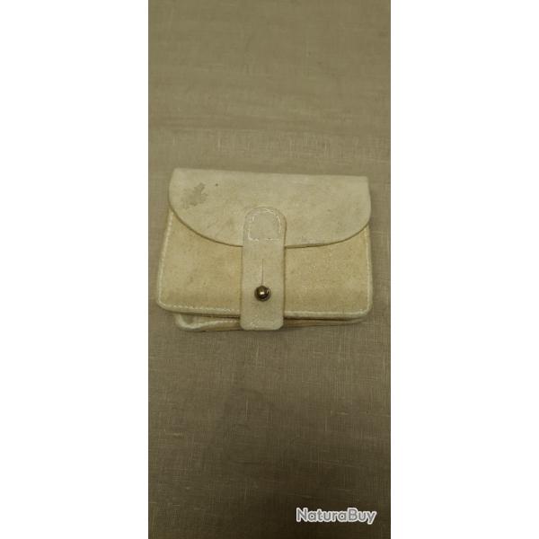 Cartouchire en buffle blanc ( 1)