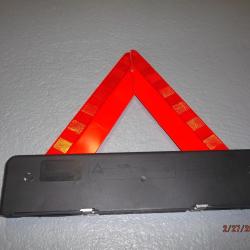 Triangle de signalisation neuf