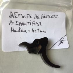 VENDU PAR LE-CUIRASSIER DETENTE DE REVOLVER À IDENTIFIER HAUTEUR 40,7 MM