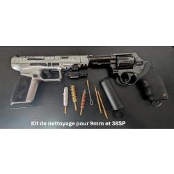 KIT NETTOYAGE 9MM ET 38SP LIVRE AVEC 4 ACCESSOIRES / 1 BAGUETTE ET SON PROLONGATEUR / MANCHE BOITIER