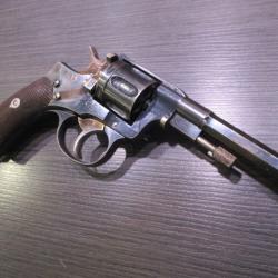 Revolver Suèdois Husqvarna M/1887, cat D!!! vente libre!!! à 1 euro sans prix de réserve!!!