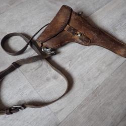 1906 Etui pistolet parabellum suisse avec bretelle