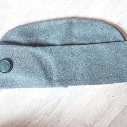 Calot suisse. Modèle transformable cagoule pour l'hiver