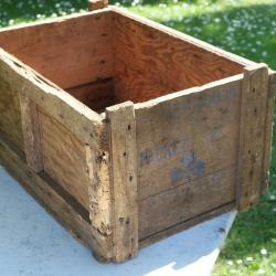 Caisse bois compo ration britannique troupe en campagne  NORMANDY 44 LBV24COM001