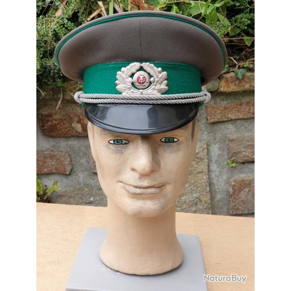 Casquette d'officier VOPO de la NVA 56, ex allemagne de l'Est (234.M)