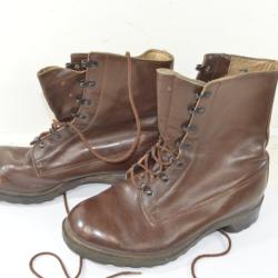 Rangers cuir taille 41, Militaire armée Hollandaise années 1950. Reconstitution historique, surplus