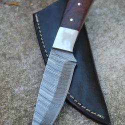 Couteau Skinner Damas Lame Drop Point Acier 256 Couches Manche Bois/Acier Etui Cuir F ArtisanaleA