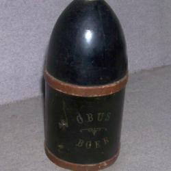 Boîte de chocolats, obus factice, guerre des Boers, fin XIX° s.