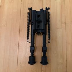 Bipied articulé et rabattable type Harris