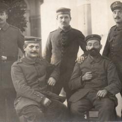 CPA -Photo - Un Groupe Soldats Allemands - N°4268