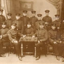 CPA -Photo - Un Groupe Soldats Allemands - N°4269