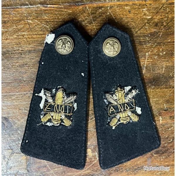 paulettes d'uniforme colonial Lgionnaires italiens du Corps d'assaut des chemises noires (CC.NN.)