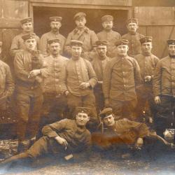 CPA -Photo - Un Groupe Soldats Allemands - N&deg;4271
