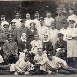 CPA -Photo - Un Groupe Soldats Allemands - N&deg;4273