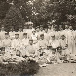 CPA -Photo - Un Groupe Soldats Allemands - N&deg;4276