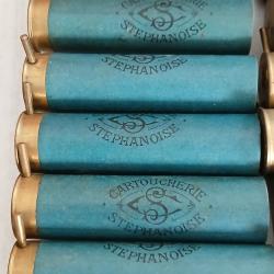 Cartouches à broches différents calibre et poudre de chasse