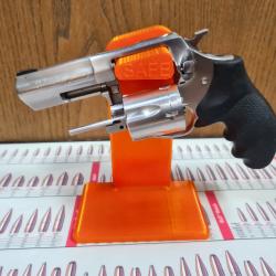 Support revolver / drapeau revolver