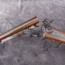 Superbe fusil a broches.