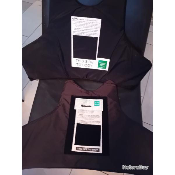 Enchre lot de 2 plaques balistiques 3a contre les armes de poings et les lames  50X34 cm