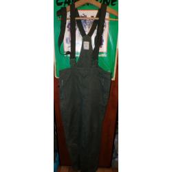 PANTALON KAKI DES CHASSEURS ALPINS DE 1995 , FABRICATION FRANCAISE PAUL BOYE , TAILLE 88 L SOIT EN C