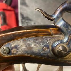 pistolet DERRINGER PHILADELPHIA PERCUSSION PEDERSOLI CAL 45
