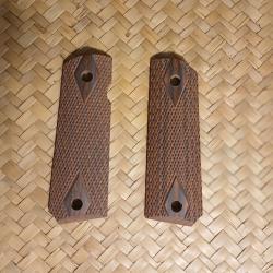 plaquettes 1911 bois  Neuves (le colt n'est pas à vendre! ) 2