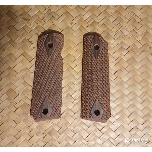 plaquettes 1911 bois  Neuves (le colt n'est pas  vendre! ) 2