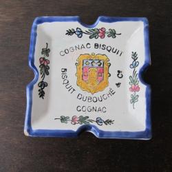 Cendrier publicitaire en fa&iuml;ence Cognac Bisquit 1960