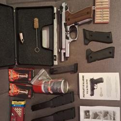 BLOW F92 FULL AUTO état neuf chageurs 17 coup d'origine + 2 chargeurs 31 coup neuf + munitions + ...