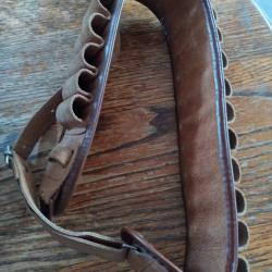 Cartouchière en cuir et daim proche du neuf