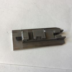 VENDU PAR LE-CUIRASSIER CHARIOT DE CULASSE  S/A FABARM GOLDENMATIC 125SL CAL12