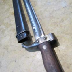 baionnette Berthier mod 1892, quillon non coupé N° identiques Plutôt TBE brunissage