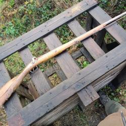 Fusil a percussion mono crosse zoomorphique