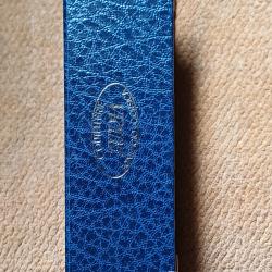 Couteau pliant artisanal Zuria Gilles.Damas manche en corne de buffle et argent