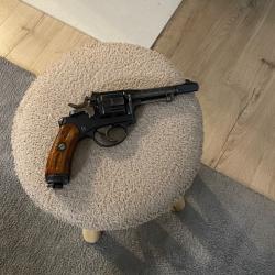 Revolver Suisse 1882