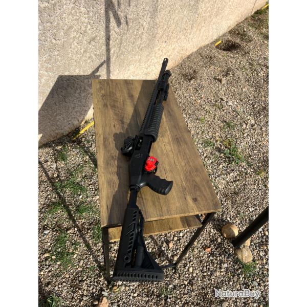 Taurus ST-12 Tactical calibre 12/76 + red dot hawke