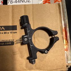 Pointeur r&eacute;glable pour lunette de tir