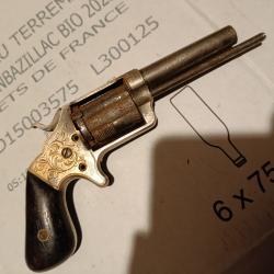 Revolver soclum Brooklyns arm's incomplet a restaurer